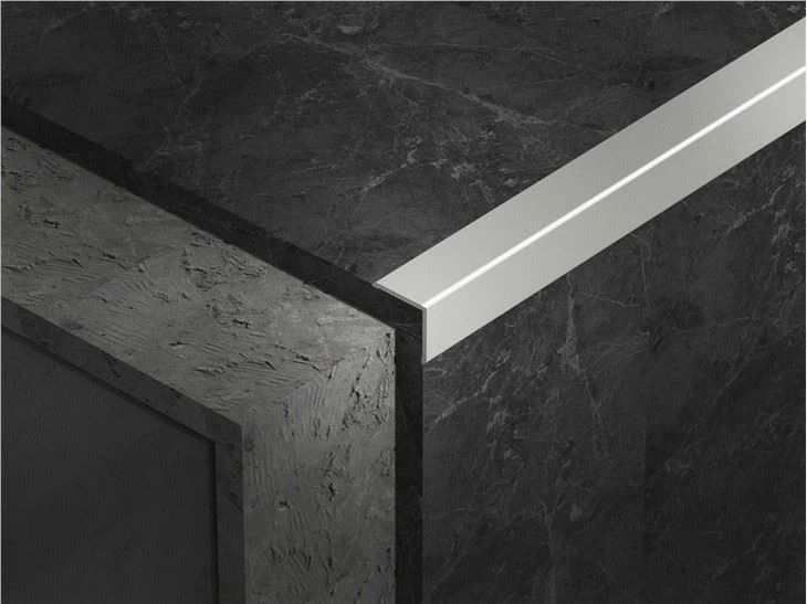 90 Degree Metal Corner Trim